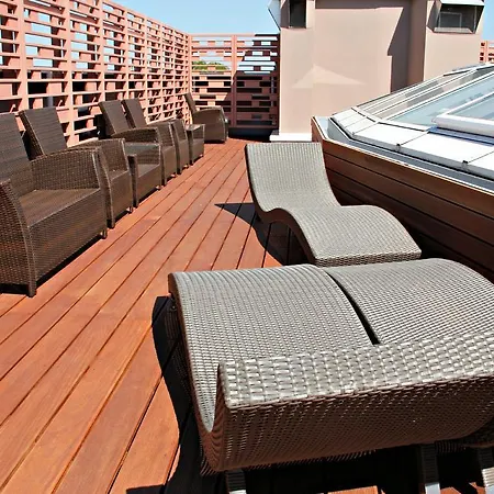 Szent Gellert بيت شباب