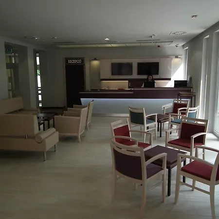 Hostel Szent Gellert Székesfehérvár