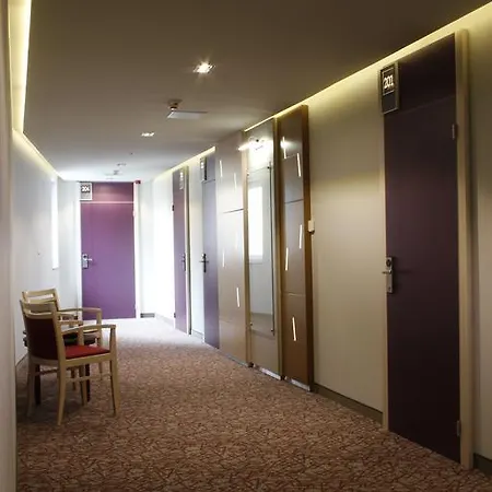 Szent Gellért Hostel