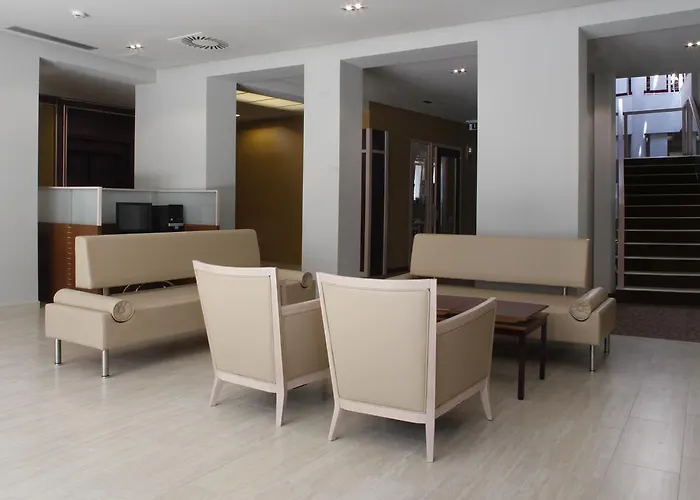 Szent Gellért Ostello *